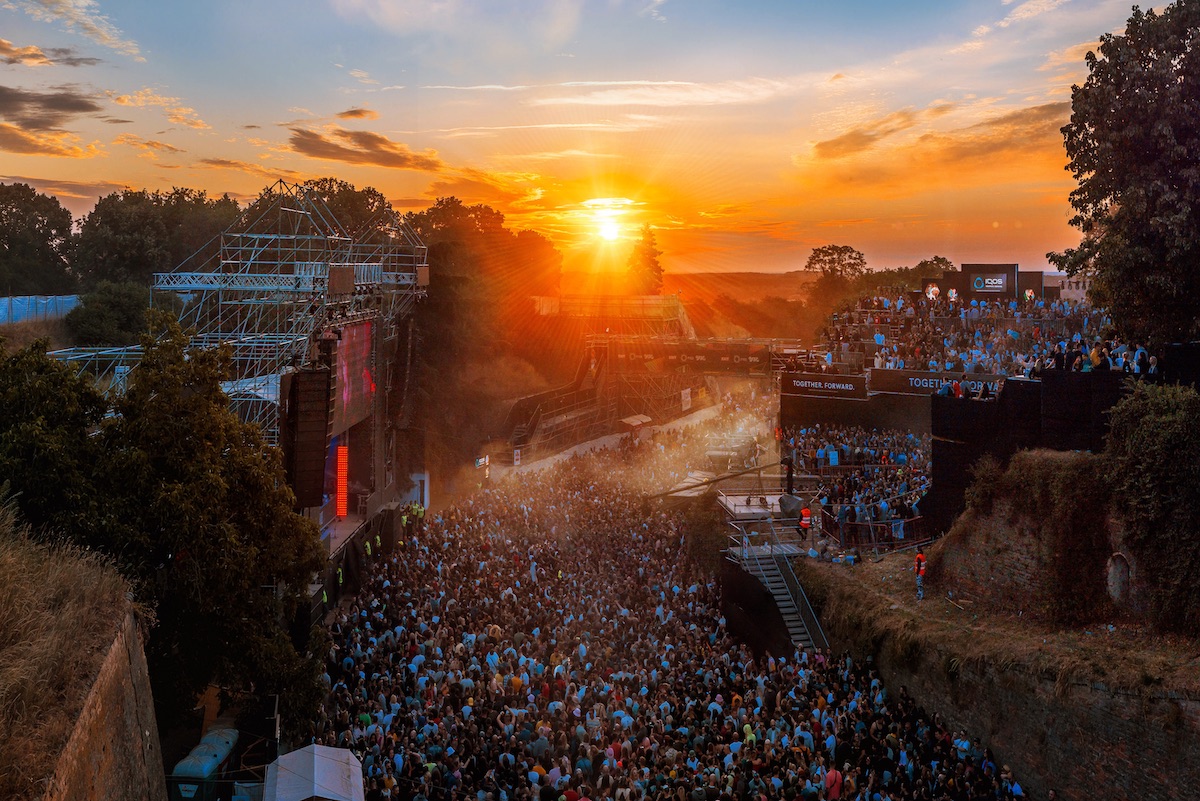 exit dance arena